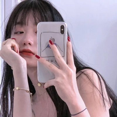 夜色中的她